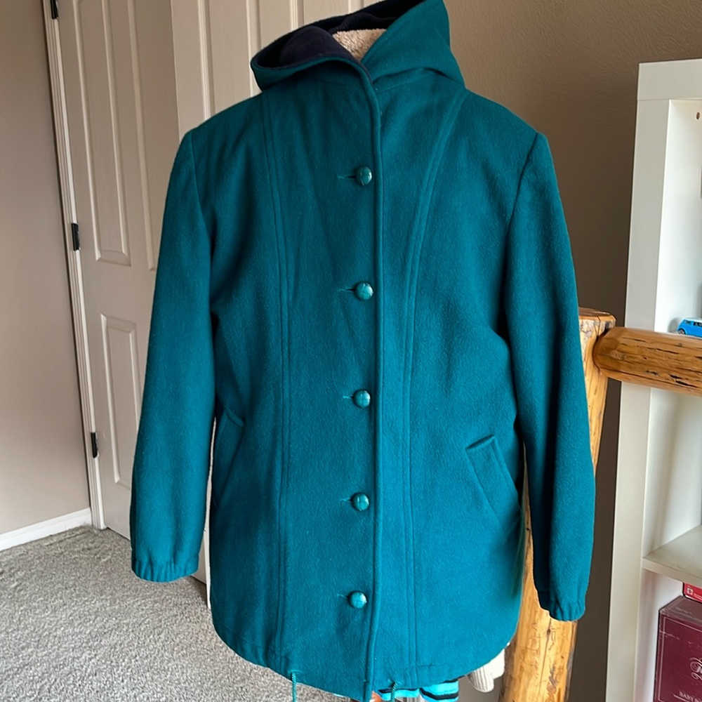 Woman’s Peacoat style Jaxket